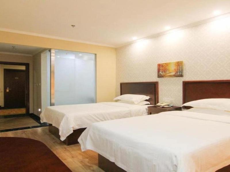 Greentree Inn Jiangsu Zhenjiang Dingmao Industrial Park Wode Square Express Hotel Екстериор снимка
