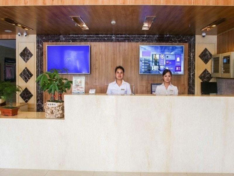 Greentree Inn Jiangsu Zhenjiang Dingmao Industrial Park Wode Square Express Hotel Екстериор снимка