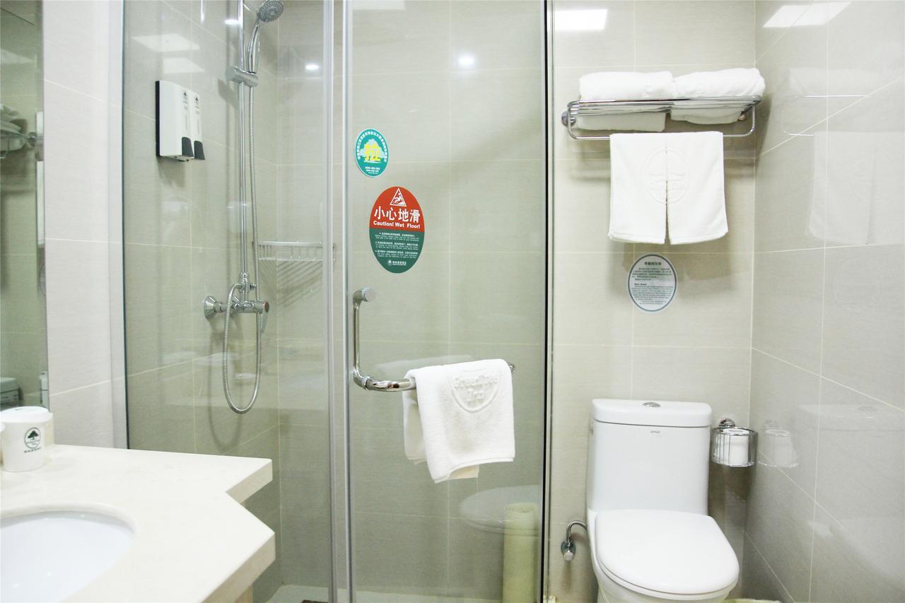 Greentree Inn Jiangsu Zhenjiang Dingmao Industrial Park Wode Square Express Hotel Екстериор снимка