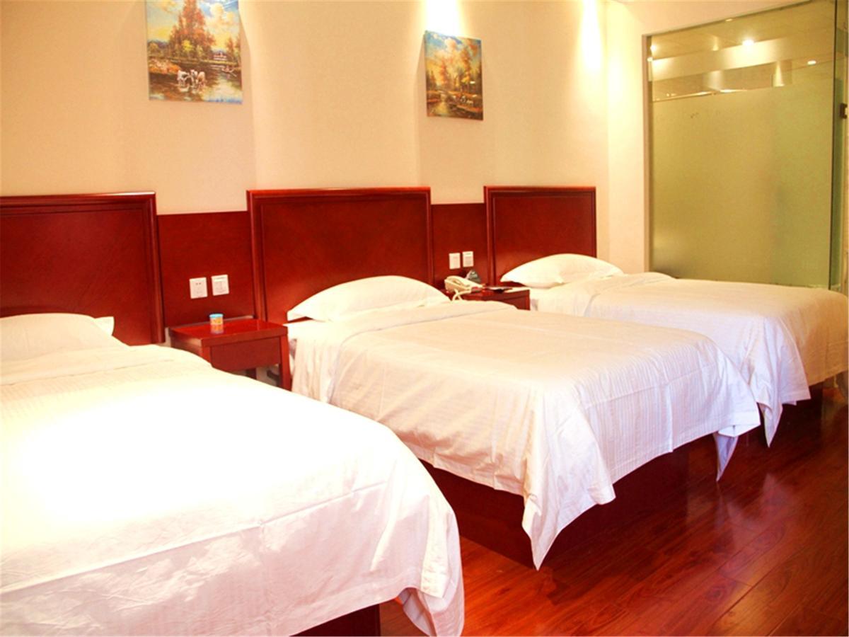 Greentree Inn Jiangsu Zhenjiang Dingmao Industrial Park Wode Square Express Hotel Екстериор снимка