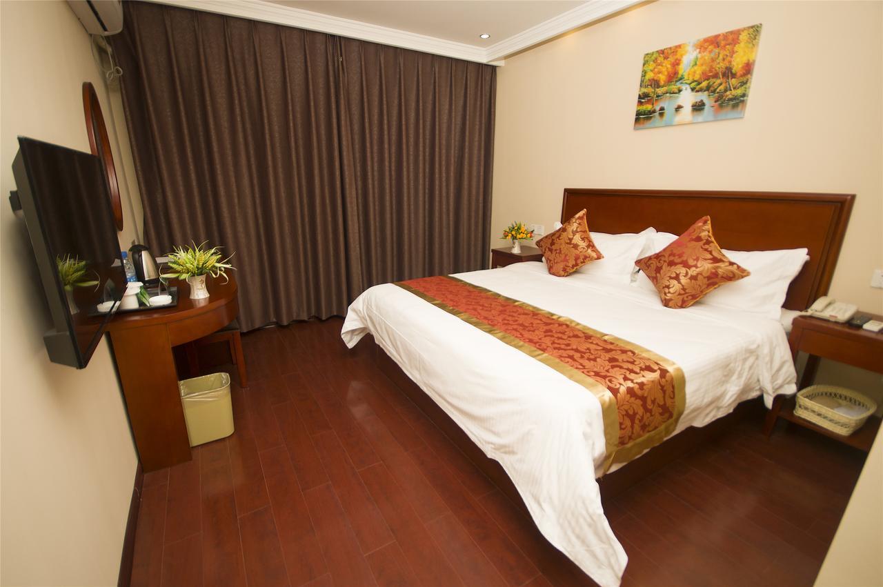 Greentree Inn Jiangsu Zhenjiang Dingmao Industrial Park Wode Square Express Hotel Екстериор снимка