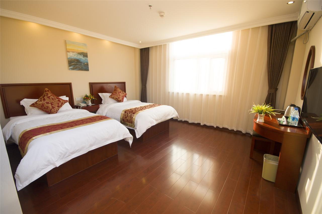 Greentree Inn Jiangsu Zhenjiang Dingmao Industrial Park Wode Square Express Hotel Екстериор снимка